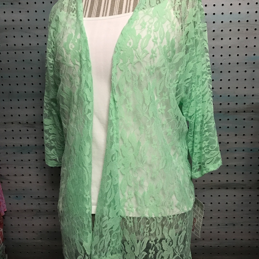 ⛔️ sold sold ⛔️ S Lindsey NWT